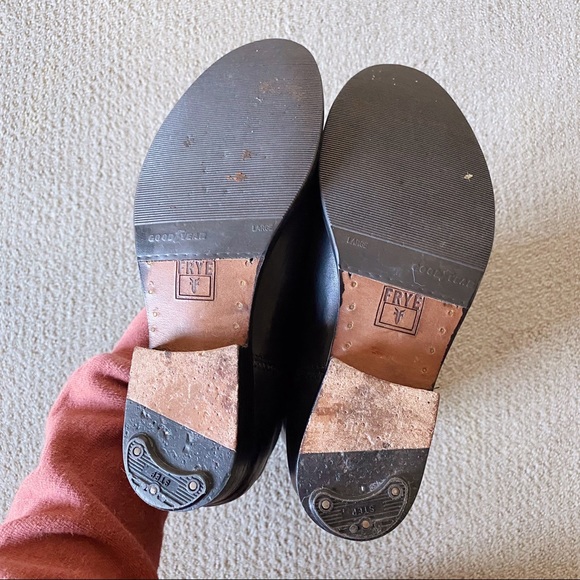 Frye black leather Melissa Button tall boot size 6.5 - Picture 7 of 13